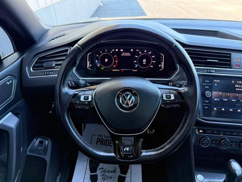 Used 2020 Volkswagen Tiguan SEL Premium R-Line AWD/4WD image 18