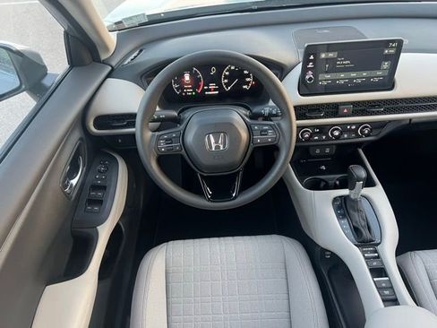 New 2026 Honda HR-V LX image 14