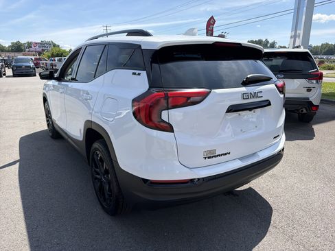 Used 2021 GMC Terrain SLE w/ Driver Convenience Package AWD/4WD image 8