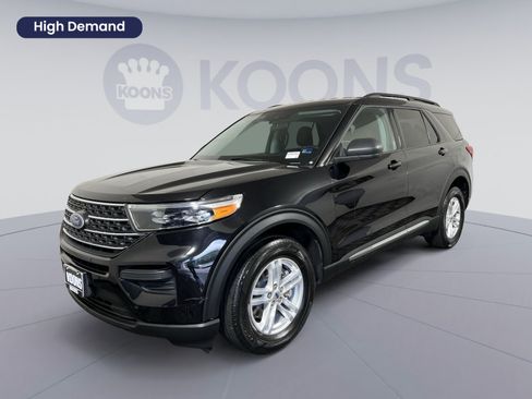 Certified 2022 Ford Explorer XLT AWD/4WD image 1