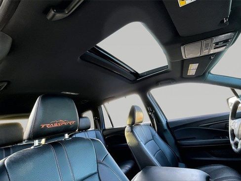 Certified 2024 Honda Passport TrailSport image 25