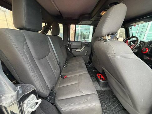 Used 2016 Jeep Wrangler Unlimited Sport AWD/4WD image 13