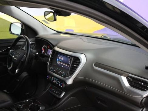 Used 2022 GMC Acadia SLT AWD/4WD image 12