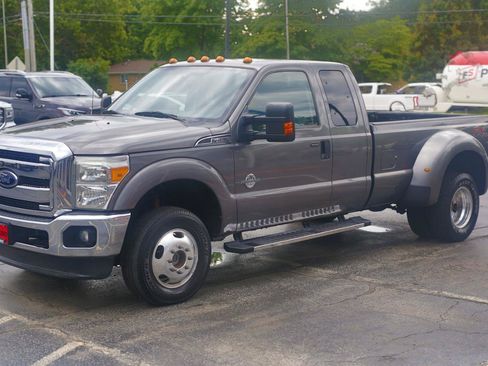 Used 2014 Ford F350 XLT w/ XLT Value Package AWD/4WD image 3
