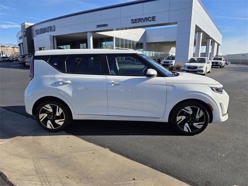 Used 2025 Kia Soul GT-Line w/ GT-Line Technology Package image 3