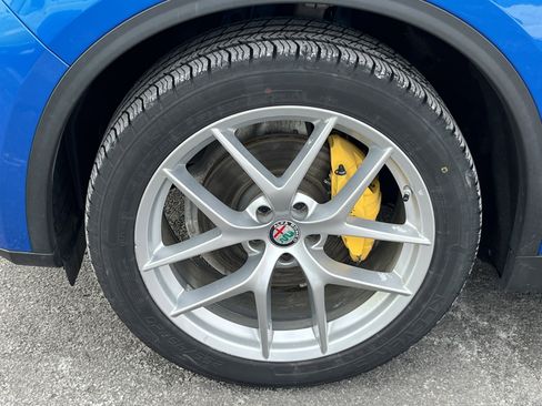 Used 2018 Alfa Romeo Stelvio Ti Sport image 12