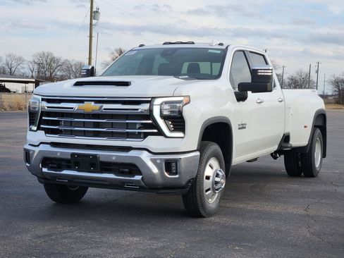 New 2026 Chevrolet Silverado 3500 LTZ w/ LTZ Texas Edition image 2