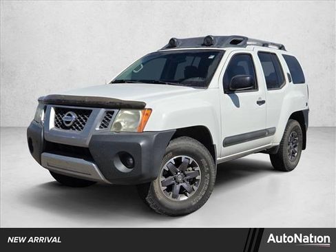 Used 2015 Nissan Xterra PRO-4X w/ Nevada Tow Package image 1