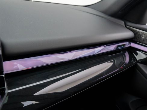 New 2026 BMW 540i xDrive w/ Premium Package image 30