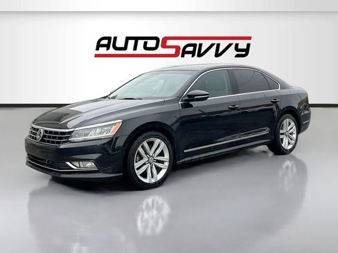 Used 2017 Volkswagen Passat 1.8T SE FWD image 3