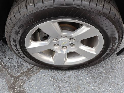 Used 2018 Chevrolet Tahoe LT RWD image 42
