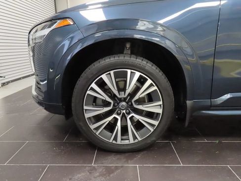 Used 2020 Volvo XC90 T5 Momentum FWD image 13