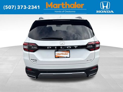 Used 2026 Honda Pilot Elite image 4