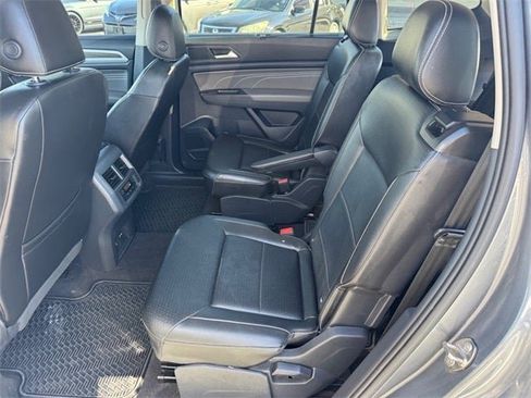 Used 2022 Volkswagen Atlas SEL image 10