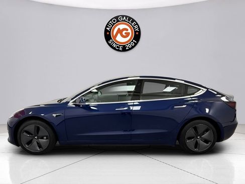 Used 2018 Tesla Model 3 Long Range image 4