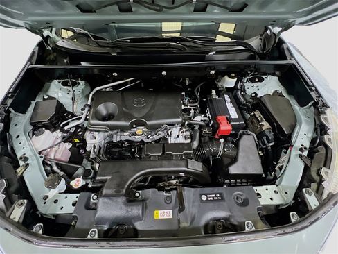 Used 2019 Toyota RAV4 XLE image 29