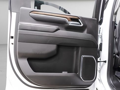 Used 2024 Chevrolet Silverado 2500 LT w/ Z71 Sport Edition image 29