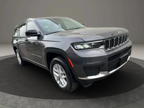 Used 2023 Jeep Grand Cherokee L Laredo w/ Trailer Tow Group (B) AWD/4WD image 3