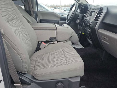 Used 2017 Ford F150 XLT image 13