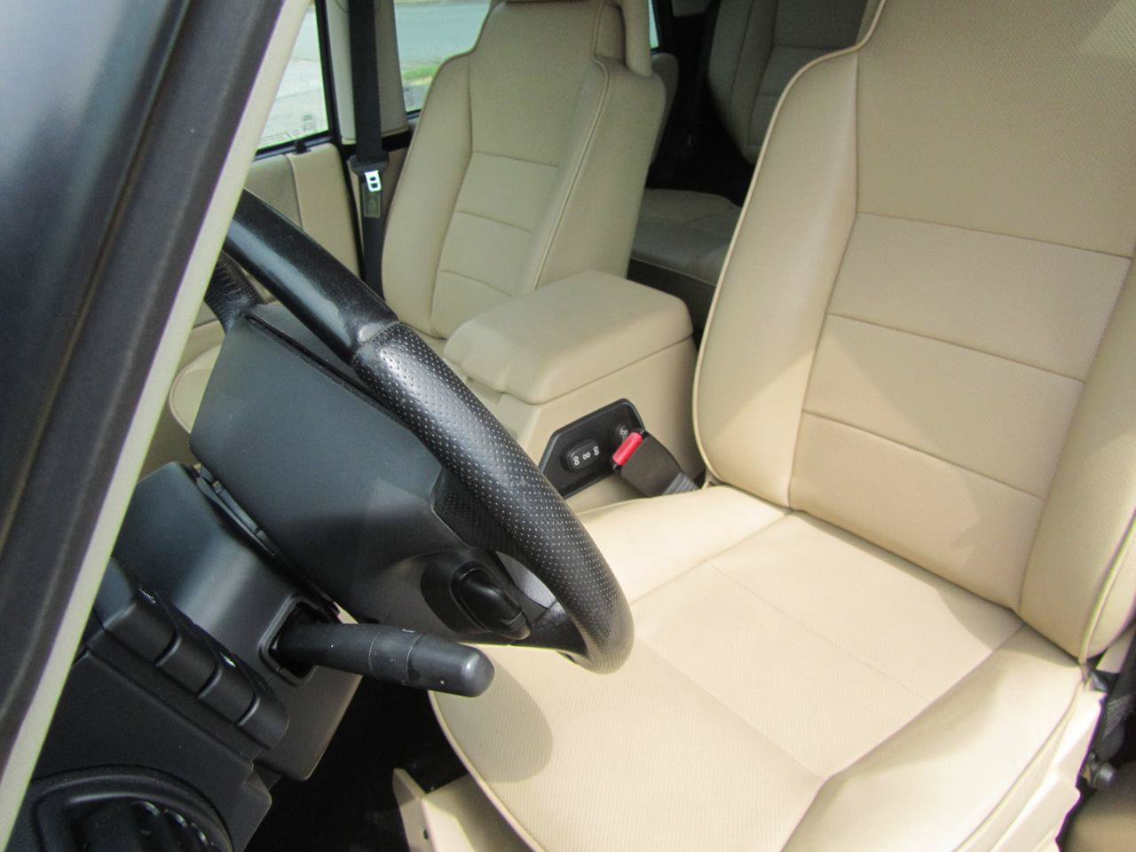 Used 2004 Land Rover Discovery S AWD/4WD image 18