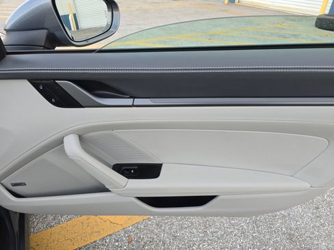 Used 2025 Porsche 911 Carrera image 20