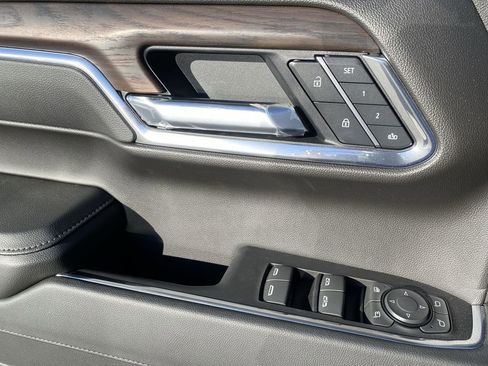 New 2025 GMC Sierra 1500 SLT w/ SLT Premium Plus Package image 24