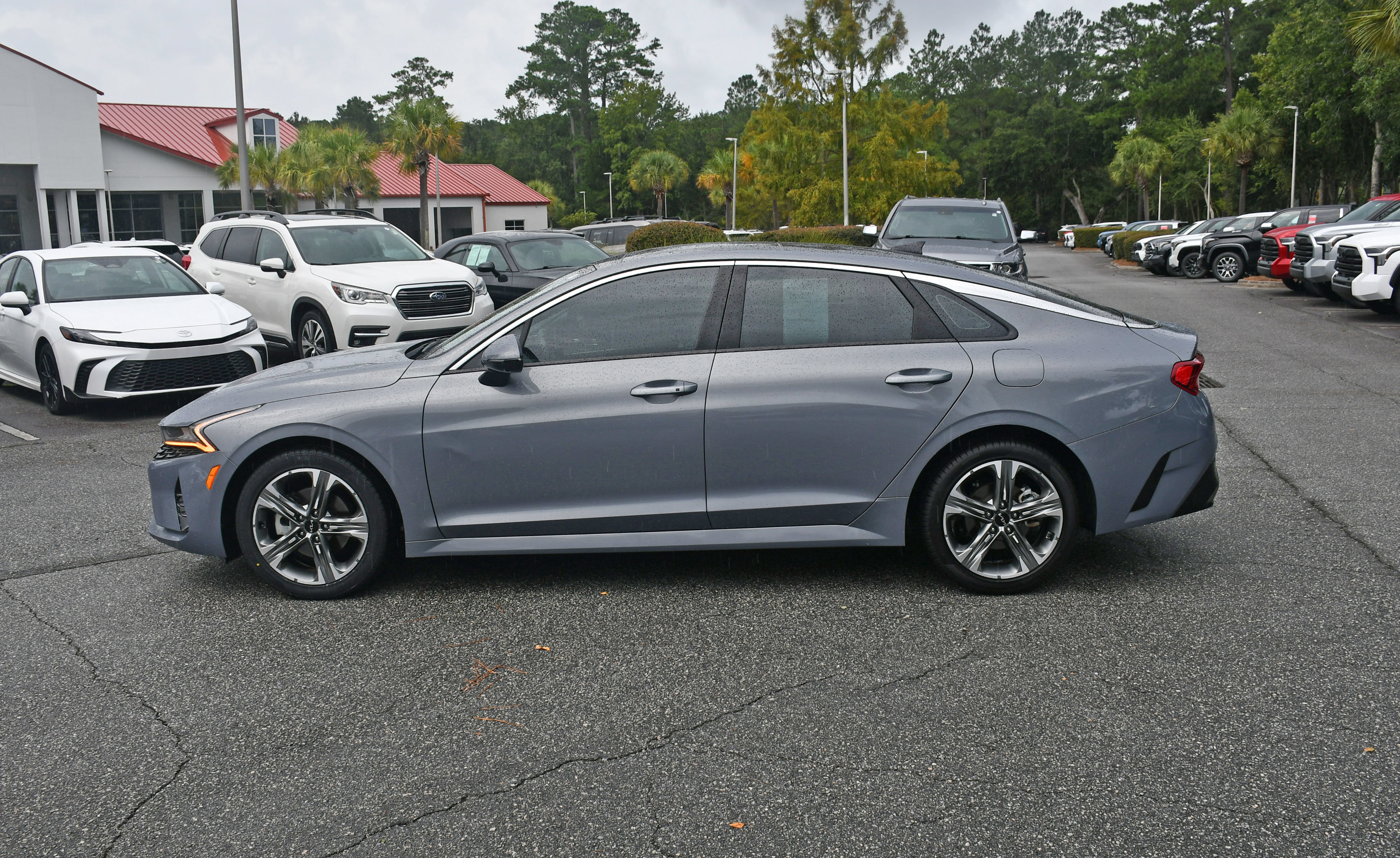 Used 2024 Kia K5 EX w/ EX Premium Package FWD image 2