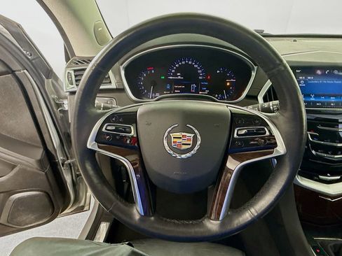 Used 2016 Cadillac SRX Luxury image 11