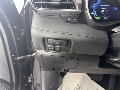 Used 2023 Toyota Highlander Limited image 25