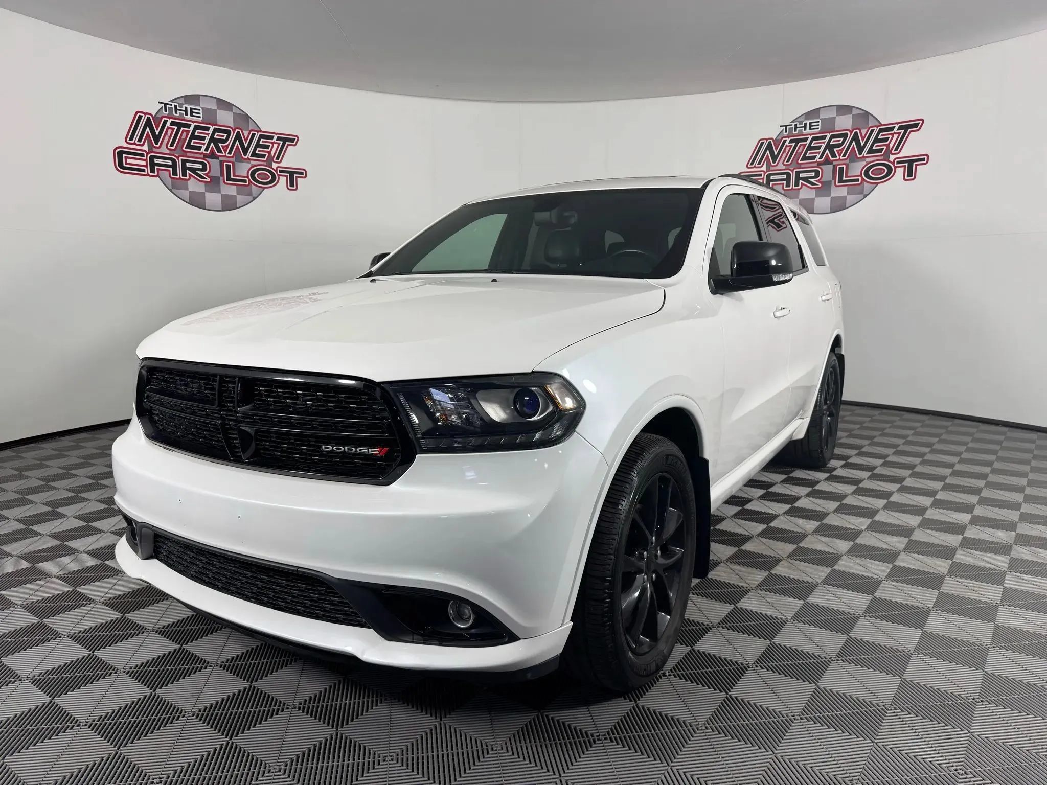 Used 2017 Dodge Durango GT w/ Premium Group AWD/4WD image 1