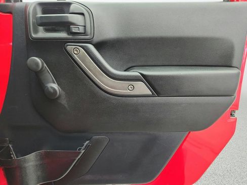 Used 2015 Jeep Wrangler Sport AWD/4WD image 21