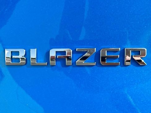 Used 2025 Chevrolet Blazer LT image 14