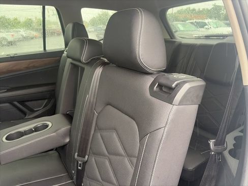 Used 2026 Volkswagen Atlas SE AWD/4WD image 24