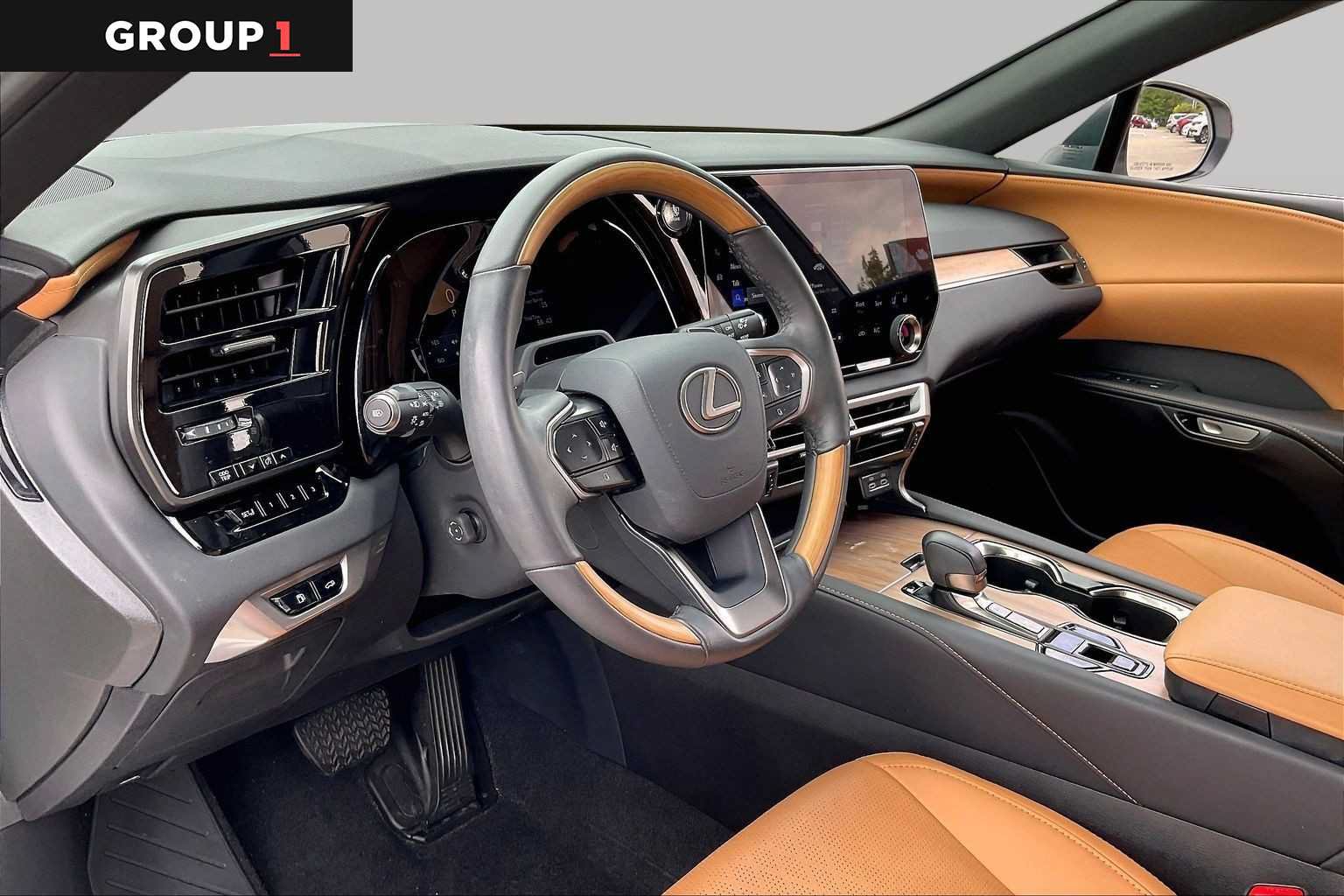 Used 2025 Lexus RX 350 Premium Plus w/ Convenience Package FWD image 15