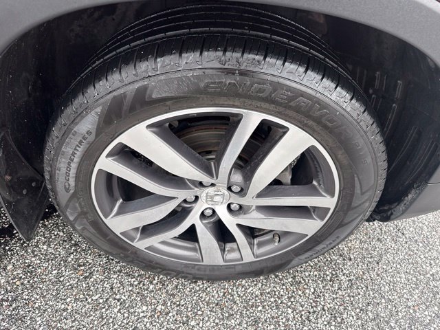 Used 2018 Honda Pilot Touring image 9