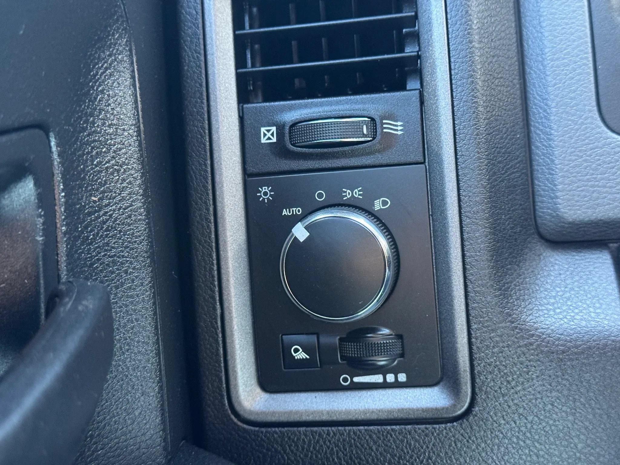 Used 2018 RAM 2500 Tradesman w/ Popular Equipment Group AWD/4WD image 35