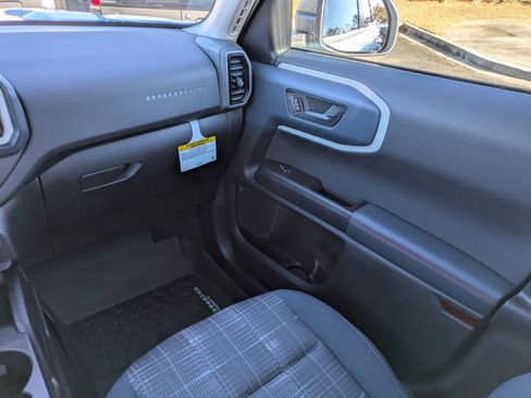 New 2025 Ford Bronco Sport Heritage w/ Convenience Package image 17