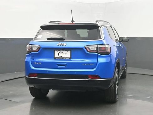Used 2025 Jeep Compass Limited w/ Elite Group AWD/4WD image 5