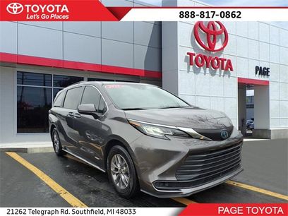 Certified 2021 Toyota Sienna LE