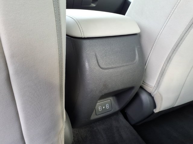 Used 2025 Hyundai Sonata SEL FWD image 19