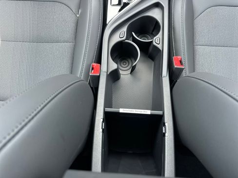 New 2025 Kia Niro EX image 28