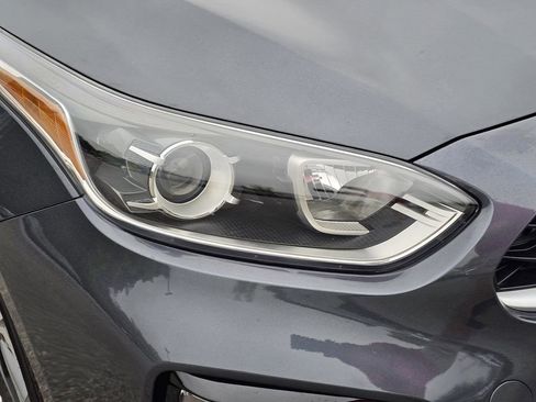 Used 2020 Kia Forte LXS image 4