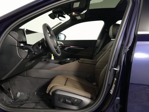 New 2026 BMW 530i RWD image 5