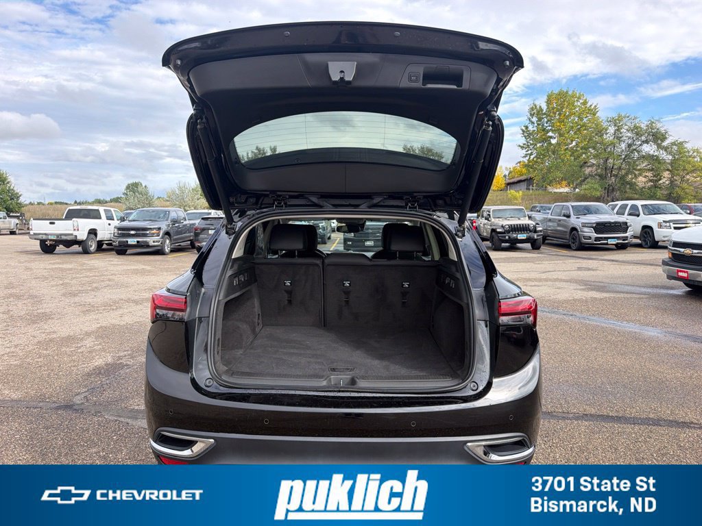 Used 2023 Buick Envision Essence AWD/4WD image 28