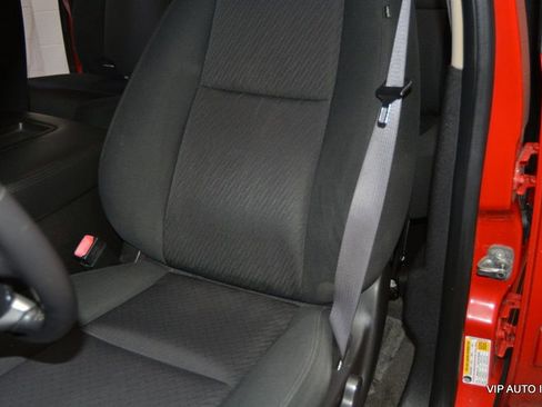 Used 2011 Chevrolet Avalanche LS RWD image 15