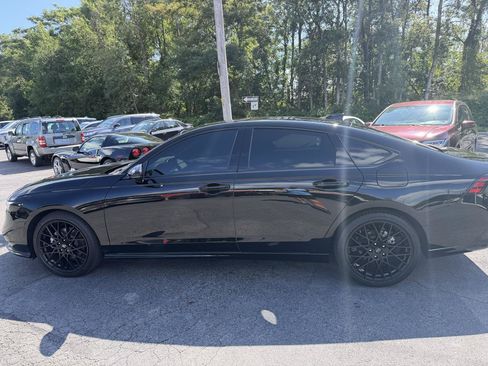 Used 2025 Honda Accord Touring image 8