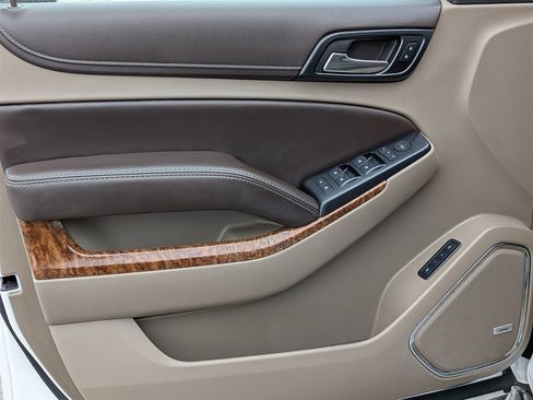 Used 2016 Chevrolet Tahoe LTZ image 12