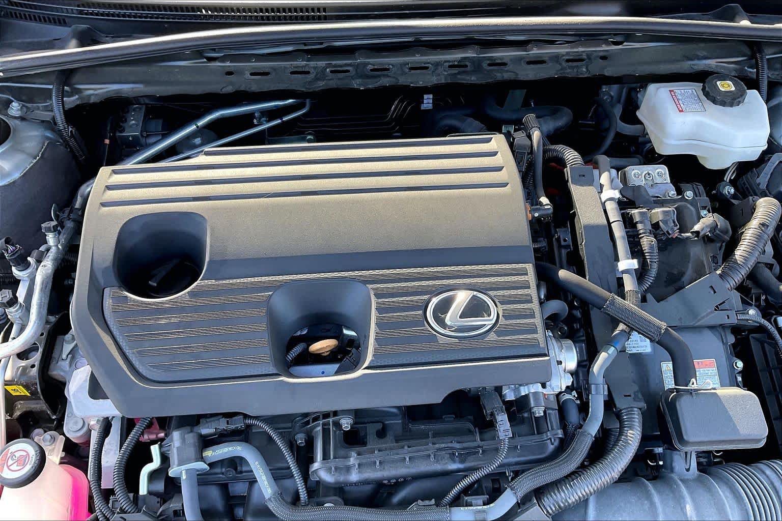 Used 2025 Lexus ES 300h w/ Premium Package FWD image 32
