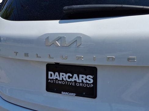 Used 2023 Kia Telluride EX AWD/4WD image 30