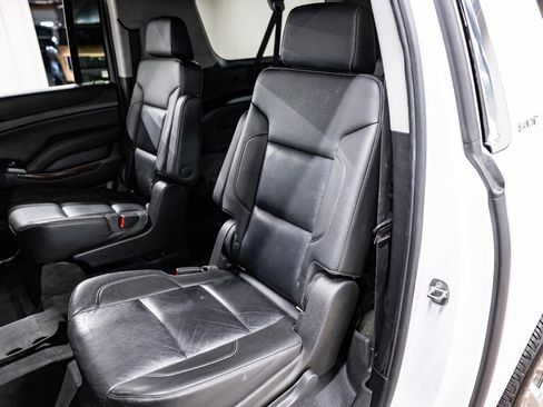 Used 2019 GMC Yukon XL SLT AWD/4WD image 9